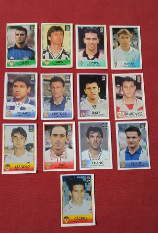 Lote de 61 Cromos Fútbol Panini, Bollycao, y Este.