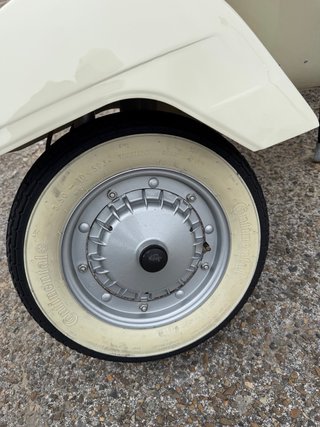 Vespa PX 200 E Iris Beige Restaurada