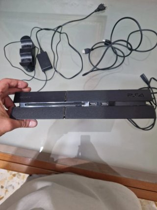 Ps4 + Caricatore Joystick Sony