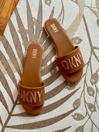Sandalias DKNY Piel Marrón