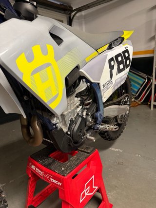 Husqvarna FC 450 2024 Motocross