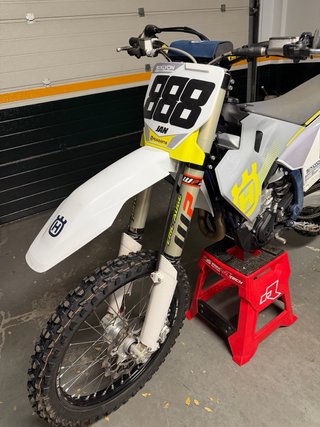 Husqvarna FC 450 2024 Motocross