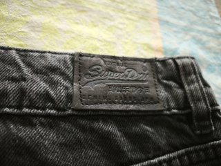 Minifalda vaquera Superdry gris