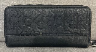 Portafoglio Calvin Klein nero con monogramma