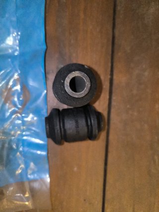 Silentblock Brazo Suspensión VW Golf 00542