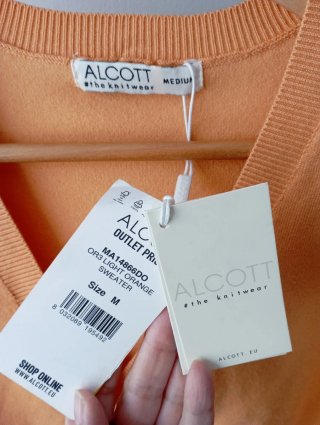 Cárdigan Nueva ALCOTT  M