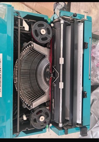 Máquina de escribir Olivetti Studio 45
