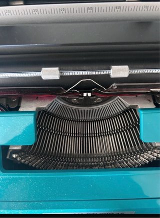 Máquina de escribir Olivetti Studio 45
