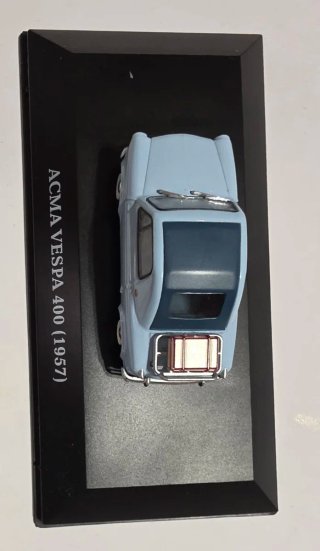 Acma Vespa 400 1/43