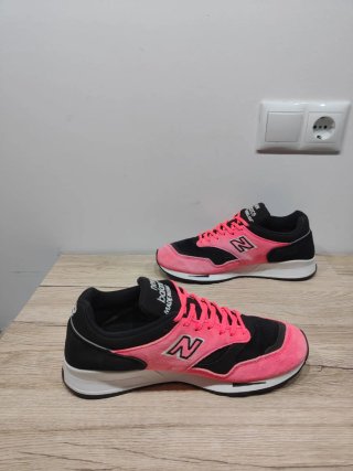 New Balance 1500 made in England 43 Negro/Rosa