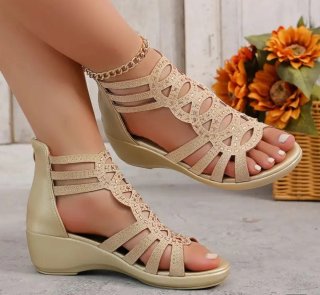Sandalias Romanas Doradas con Brillantes