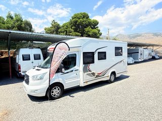 Autocaravana Cama Isla y Suspendida