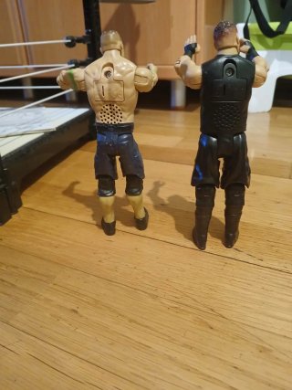 WWE Ring Touch Talkers Playset con 2 Figuras