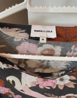 Blusa Bimba y Lola Estampada Cisnes Flores