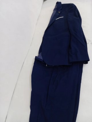 Traje moderno azul hombre pantalón estrecho juveni