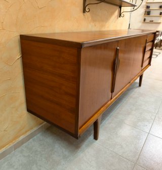 Aparador de teca vintage Mid Century