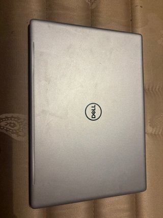 Dell Inspiron 13 7000 Plata