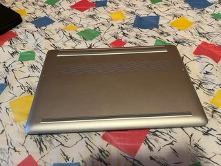 HP Laptop 15s-eq2xxx con funda incluida
