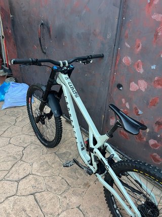 Commencal Supreme DH V5