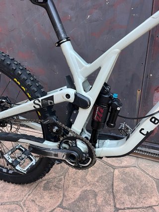 Commencal Supreme DH V5