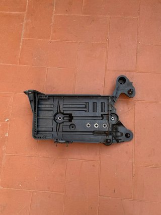 Soporte Batería 5Q0915331K