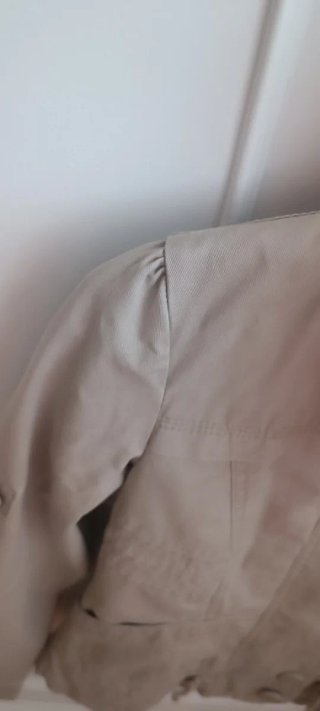 Cazadora Bershka Beige