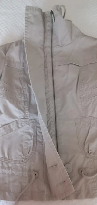 Cazadora Bershka Beige