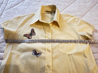 Camisa Zara pintada a mano mariposas