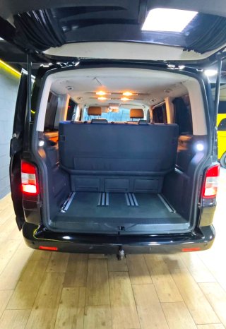 Vw Multivan black/line