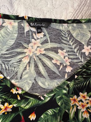 Camiseta floral talla 3XL