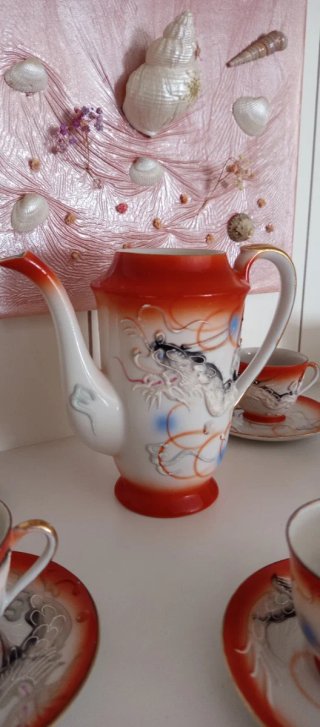 Juego de té japonés porcelana dragón.  Elegante