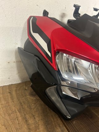 Faro Kawasaki Z900 2024