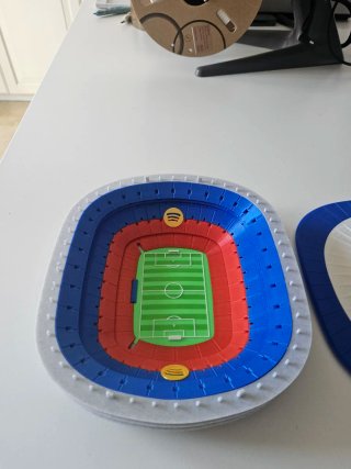 Maqueta Estadios Fluoresc. Spotify +Johan Cruiff