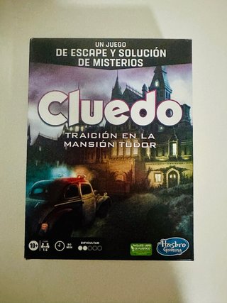 Juego de mesa Cluedo: Traición en la Mansión Tudor