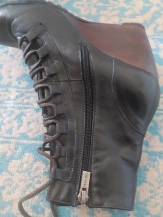 Botas Rylko negras con cordones