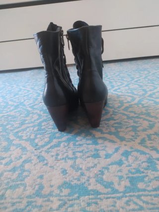 Botas Rylko negras con cordones