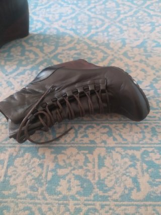 Botas Rylko negras con cordones