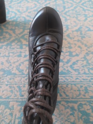 Botas Rylko negras con cordones