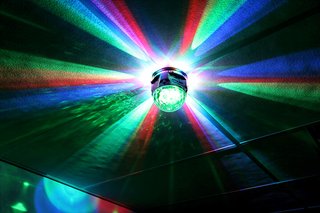 BOLA LED BEAMZ PLS10 CON ALTAVOZ MP3 Y BLUETOOTH