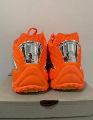 Scarpe Nike Arancioni e Argento