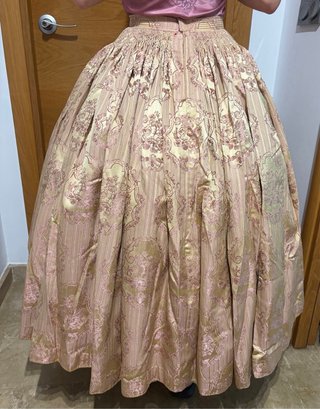 Traje de Fallera Oro y Rosa