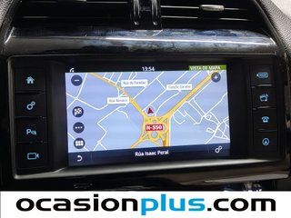 Jaguar XE 2.0 Diesel Pure RWD Auto 132 kW (180 CV)