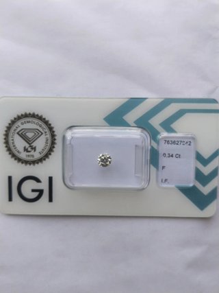 DIAMANTE NATURAL 0,34 ct F/IF IGI – Triple Excelle