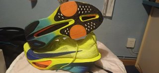 Nike Alphafly 3 con poco uso, alrededor de 30 km
