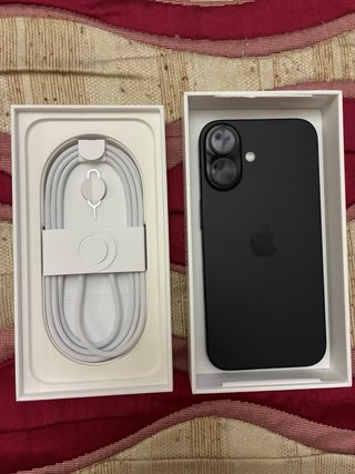 iPhone 16 Negro 256GB