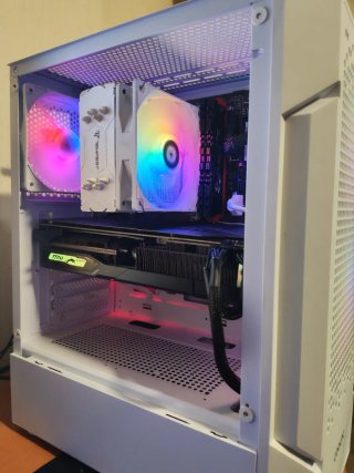 CHOLLO! PC GAMING I5 14400F + RTX 2060 O RX 5700XT