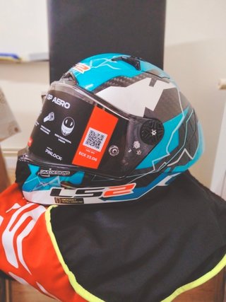 Casco Racing Thunder GP Carbono Replica Huertas