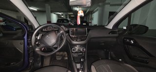 Peugeot 208 Active Automático
