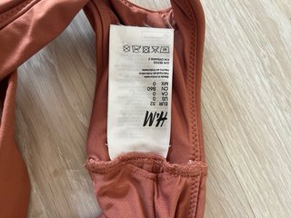 Top bikini H&M marrón talla 32