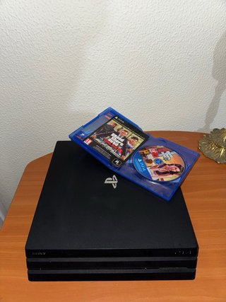 Consola PS4 Pro 1TB